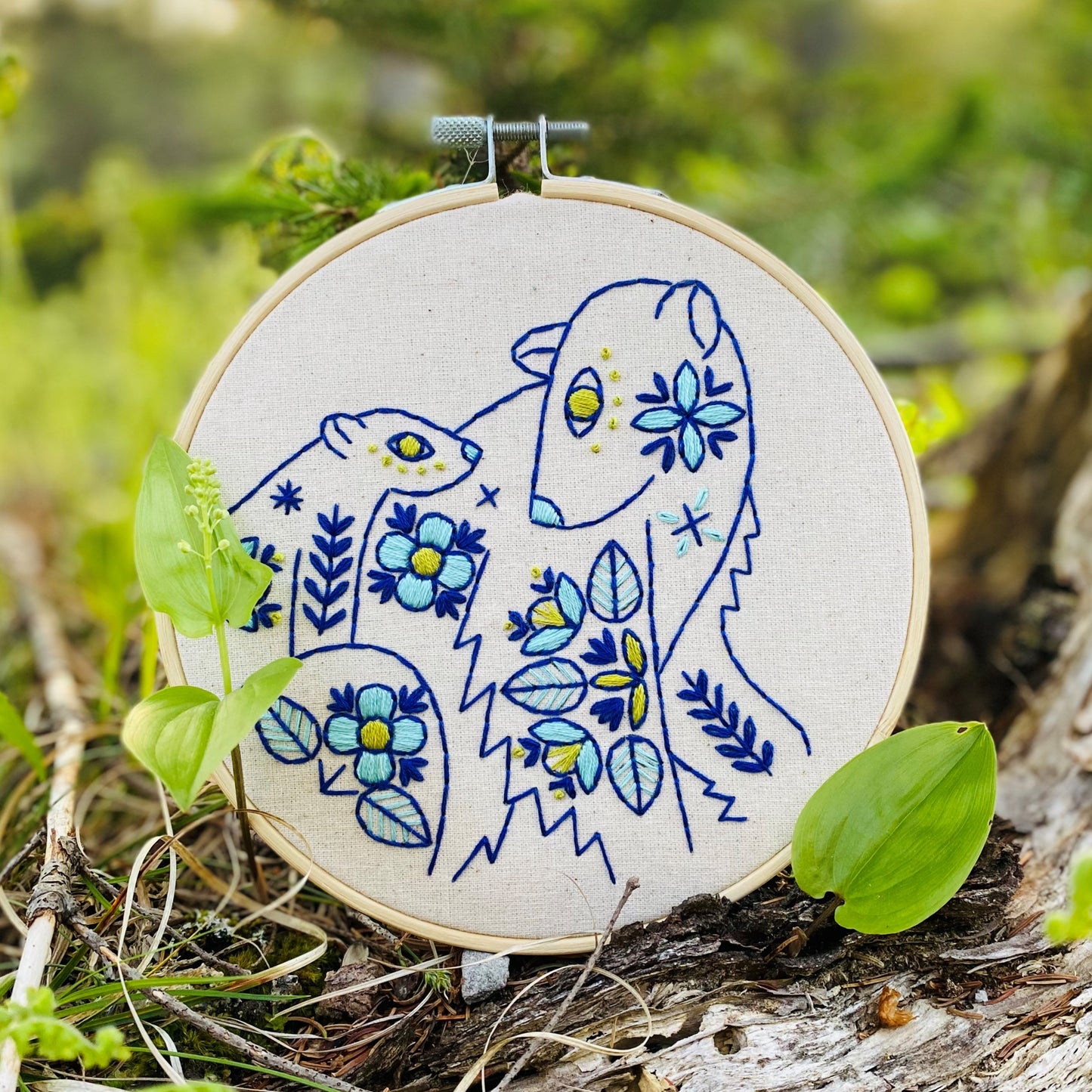 Folk Polar Bears Complete Embroidery Kit